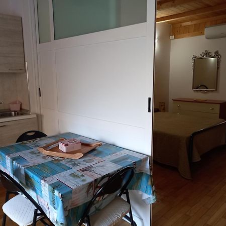 Apartamento Bilocale Savona Exterior foto