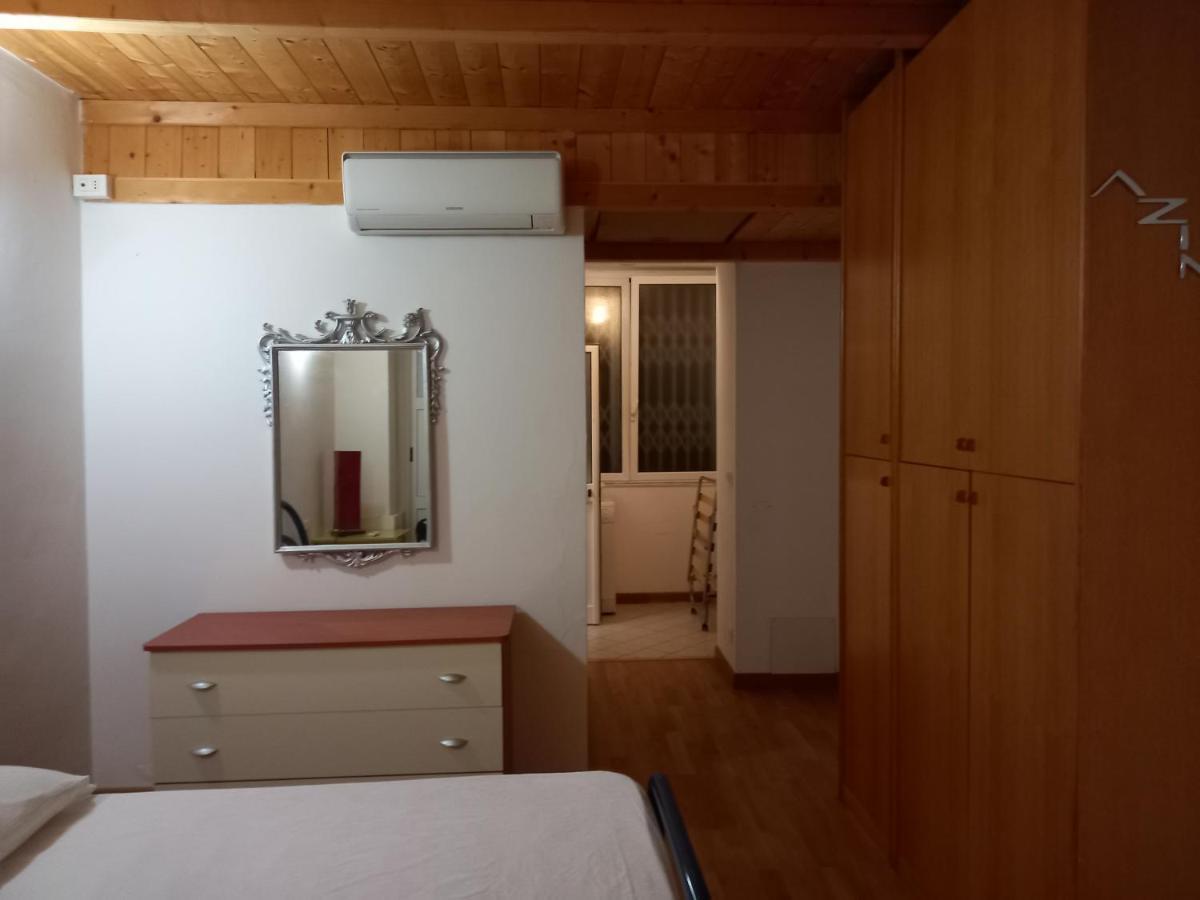 Apartamento Bilocale Savona Exterior foto