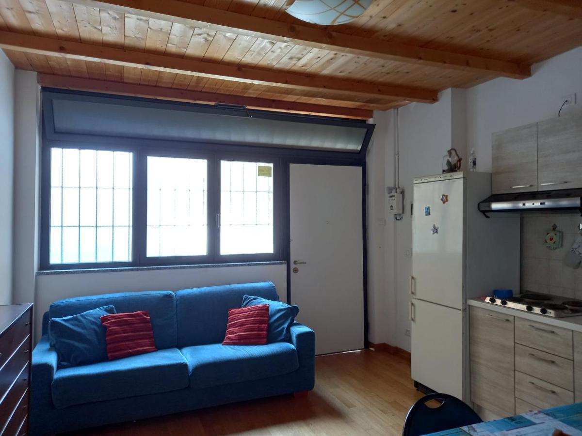 Apartamento Bilocale Savona Exterior foto